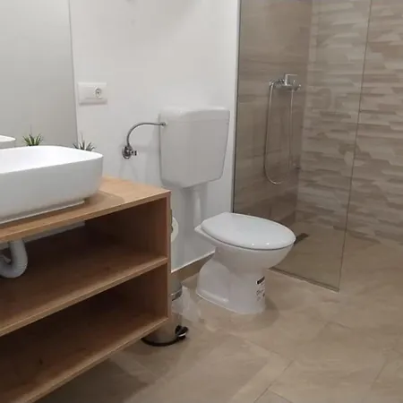Apartment Al-padrinos Podaca